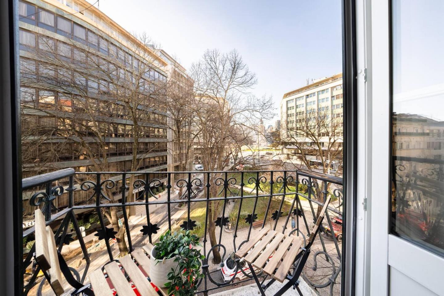 Apartment Prime 51 Bedroom Overlooking Marques Pombal Lissabon